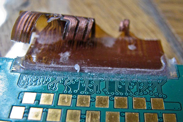 http://www.nifty-stuff.com/forum/uploads/113_glue1.jpg