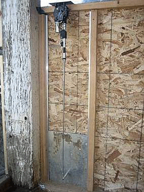 http://www.nifty-stuff.com/wp/uploads/2009/02/auto-coop-door-animation.gif